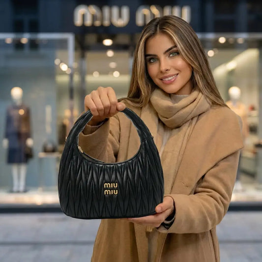 Bolso Miu Premium en Cuero Italiano - Lanzamiento Exclusivo con 80% de Descuento